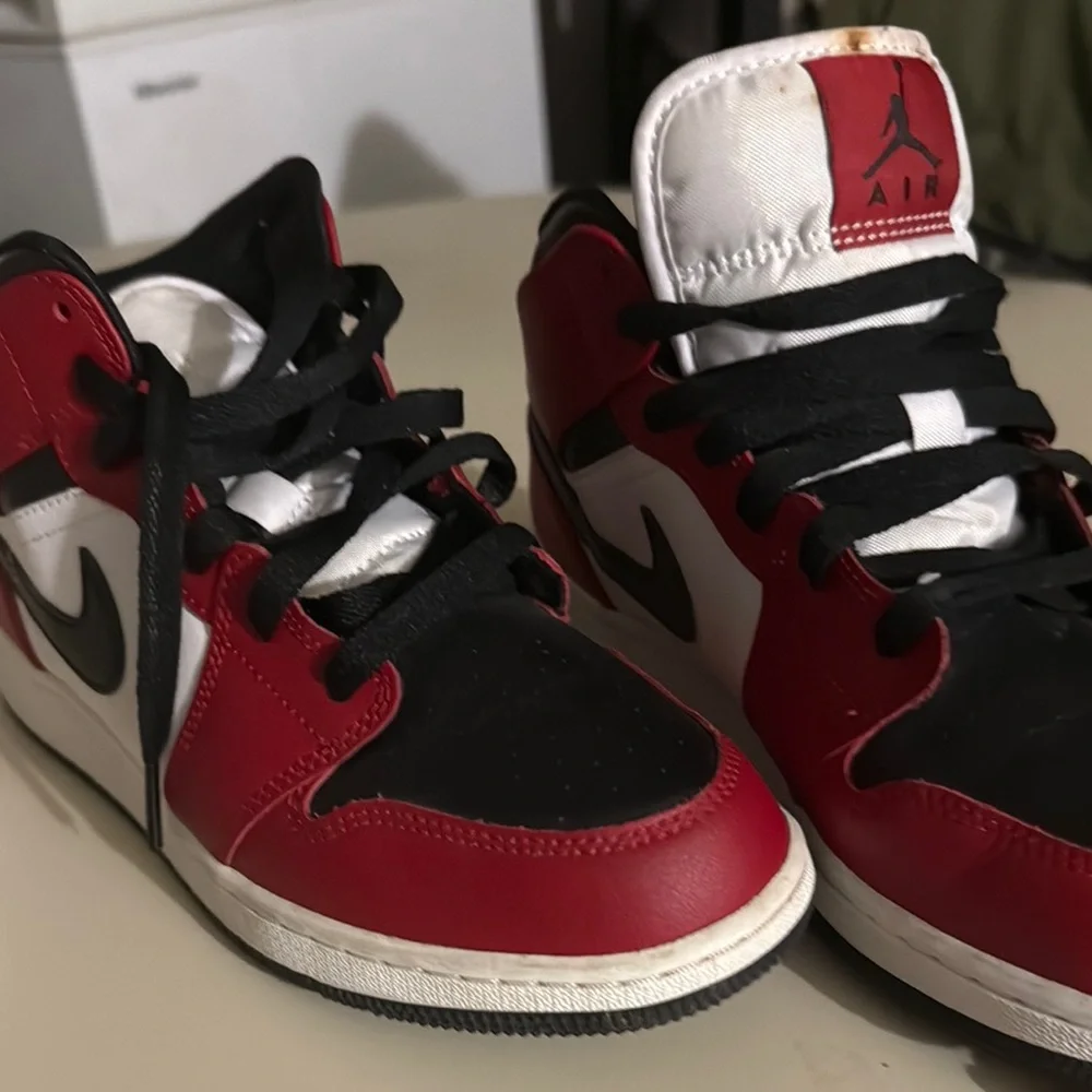 Jordan 1